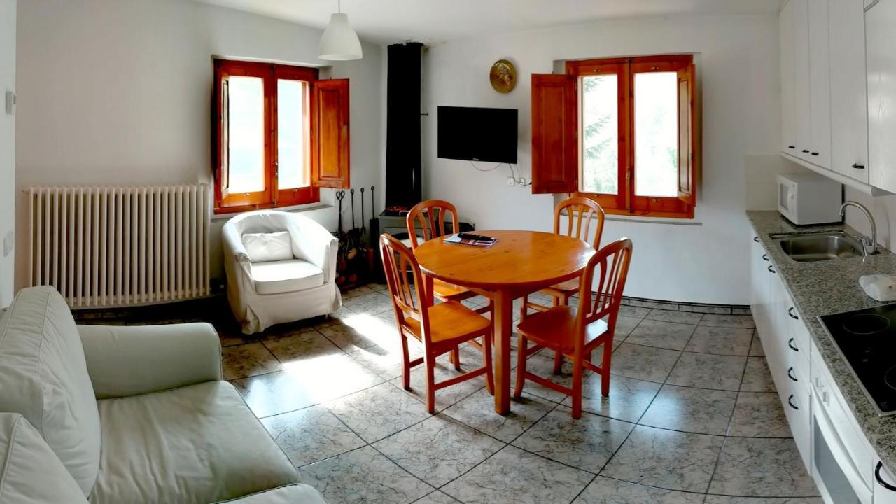 Apartamento Mas El Carrer Santa Pau Exterior foto