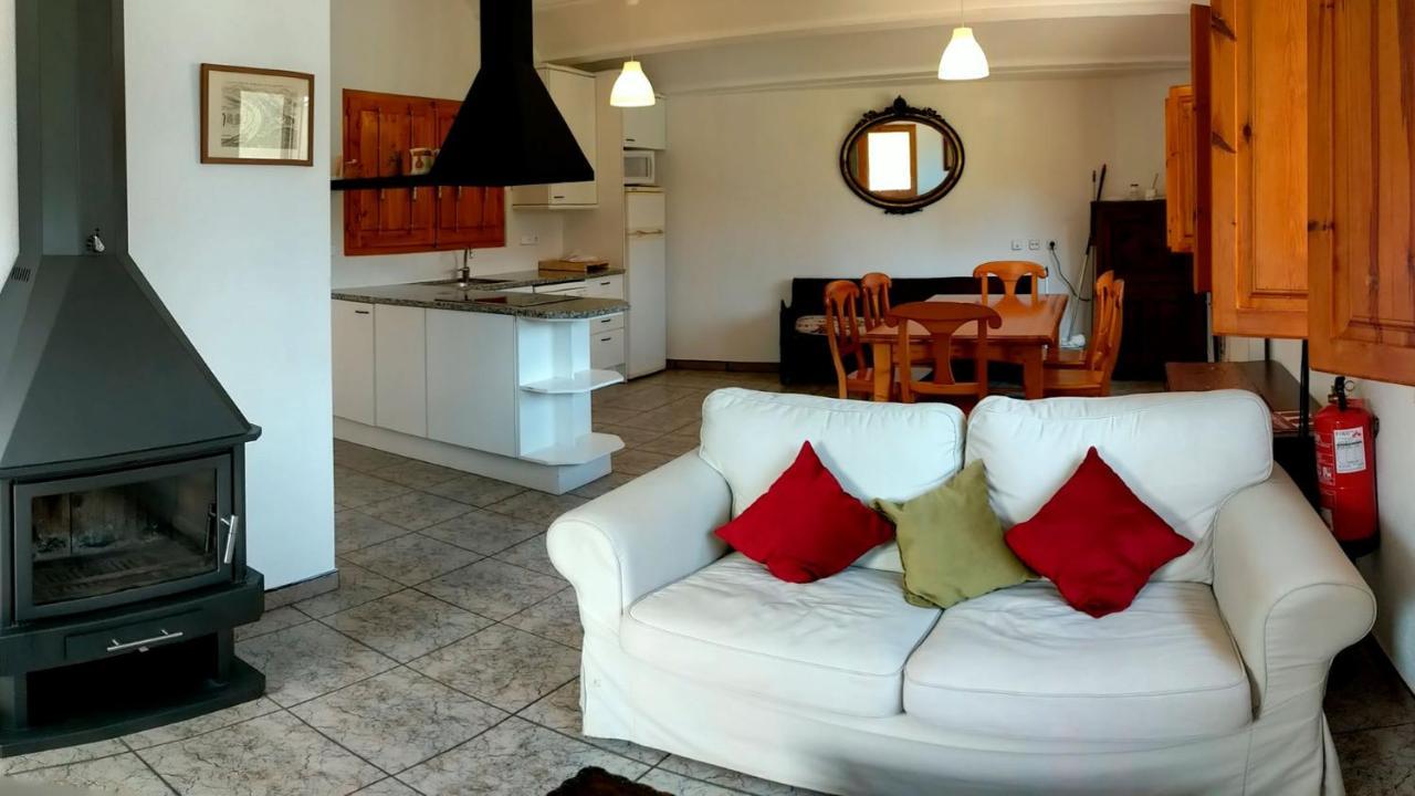 Apartamento Mas El Carrer Santa Pau Exterior foto