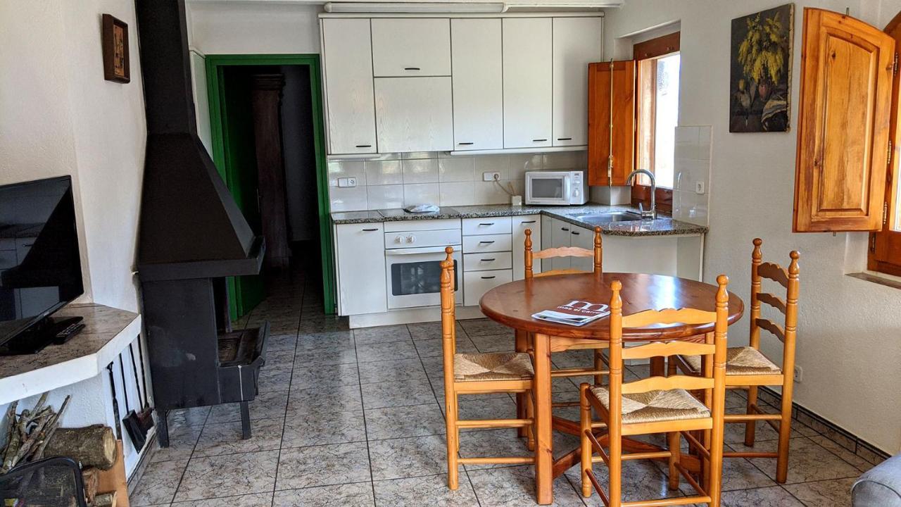 Apartamento Mas El Carrer Santa Pau Exterior foto