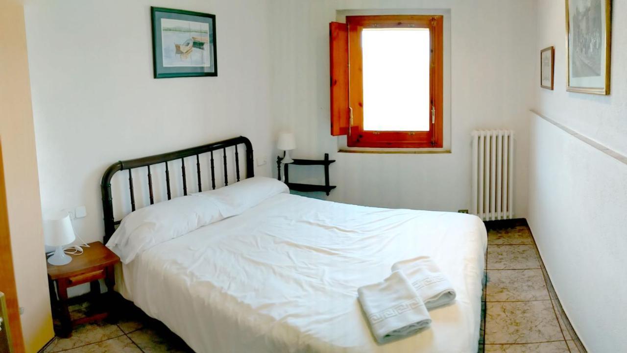 Apartamento Mas El Carrer Santa Pau Exterior foto